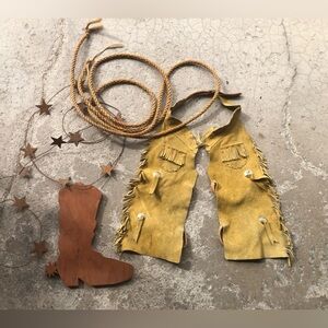 vtg western wall decor chaps boot lazo